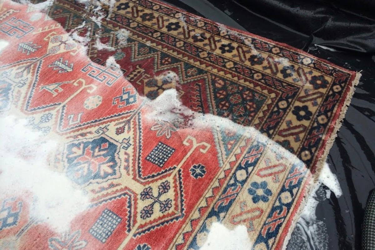 Nettoyage de tapis à Nice — atelier L'Art de la Restauration